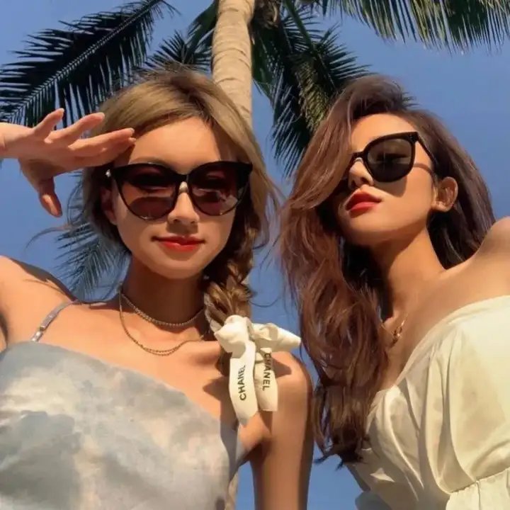 伯爵与妖精封面